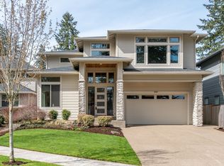 12867 SW Parkdale Ave, Portland, OR
