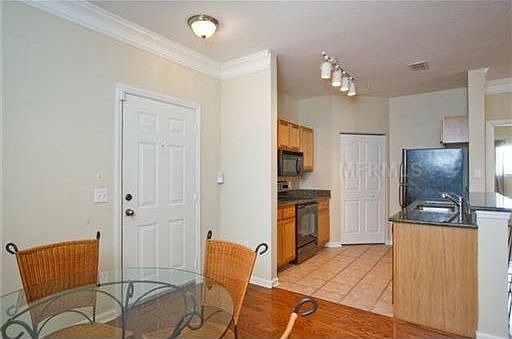 3rd image of 4207 S Dale Mabry Hwy Unit 5201