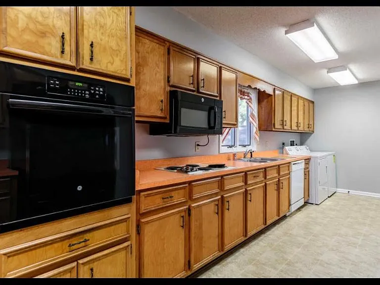 108 Otter Dr — Photo 17