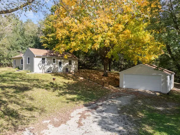 1240 Robin Ln SE, Rochester, MN 55904