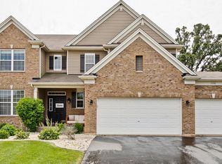 1190 White Lake Dr, Antioch, IL 60002