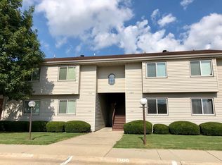 1110 Kara Dr UNIT 1110, Champaign, IL 61822