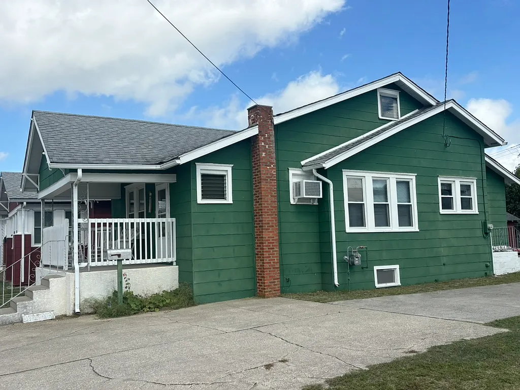 111 W Forget Me Not Rd — Photo 1