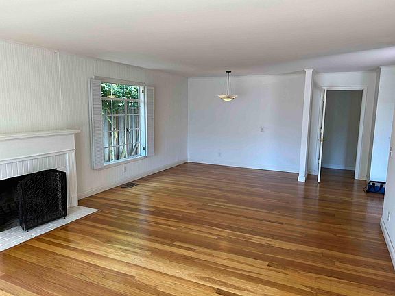 Dining room which is adjoined to living room