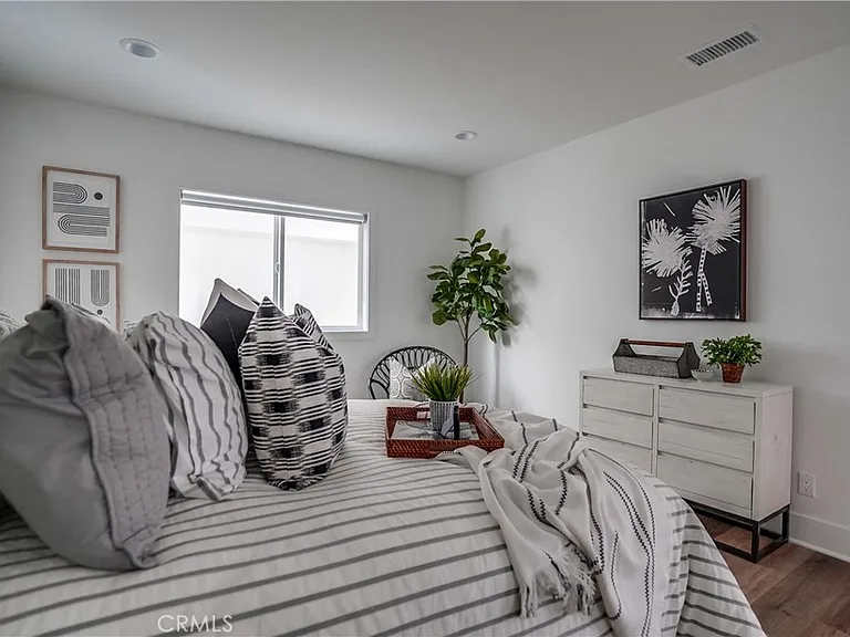 4603 E Ocean Blvd — Photo 34