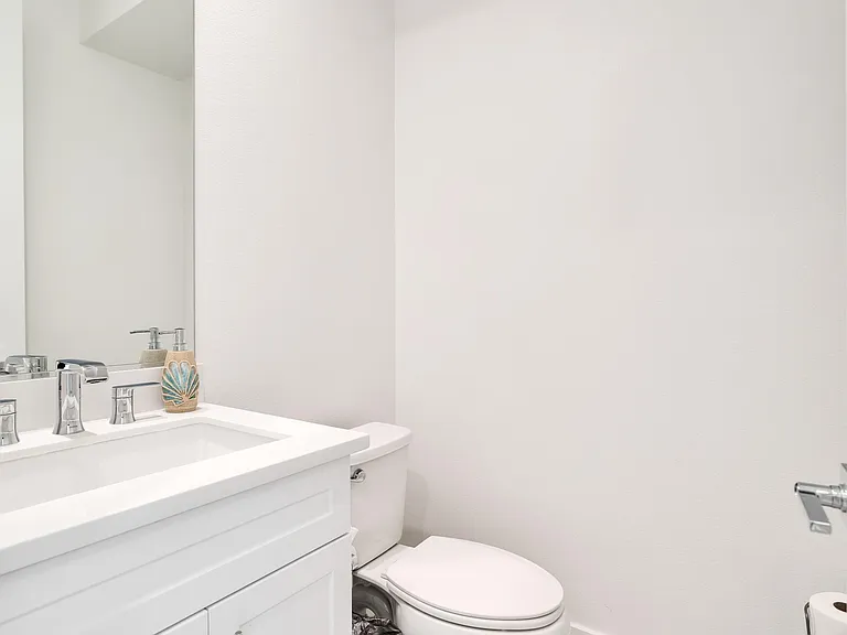 43180 Portuale Ct — Photo 20