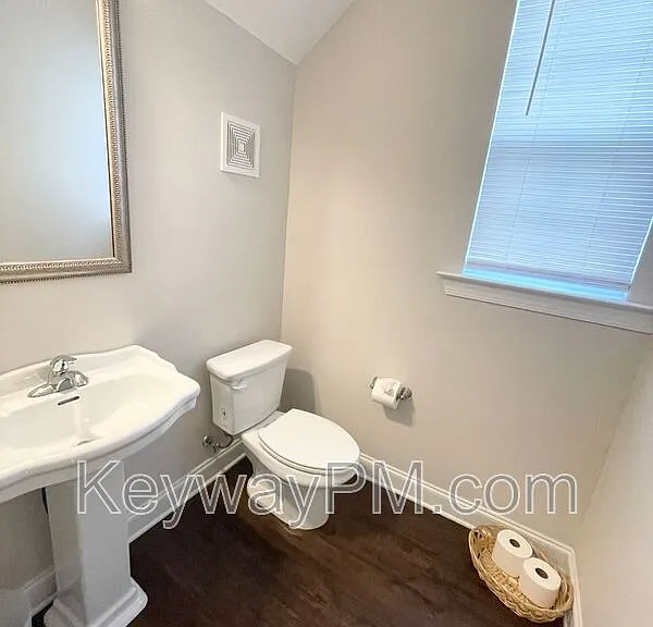 1206 Cobblefield Dr — Photo 3