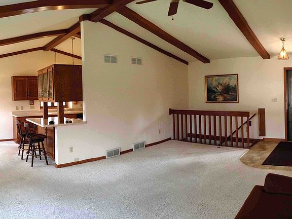 Vaulted/Cathedral Ceiling