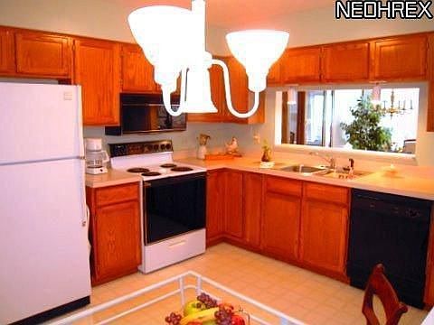 3rd image of 1567 Iris Glen Dr
