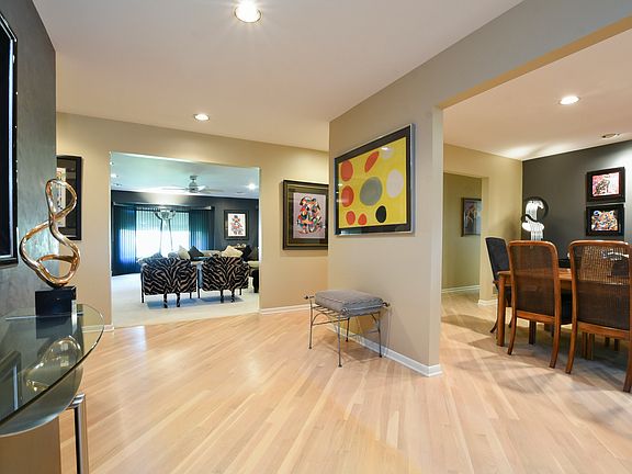 3rd image of 1430 Juli Lyn Ln