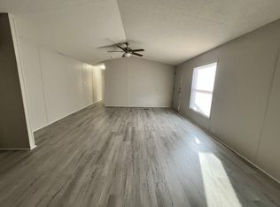 111 Riviera Courts Dr, Murray, KY 42071