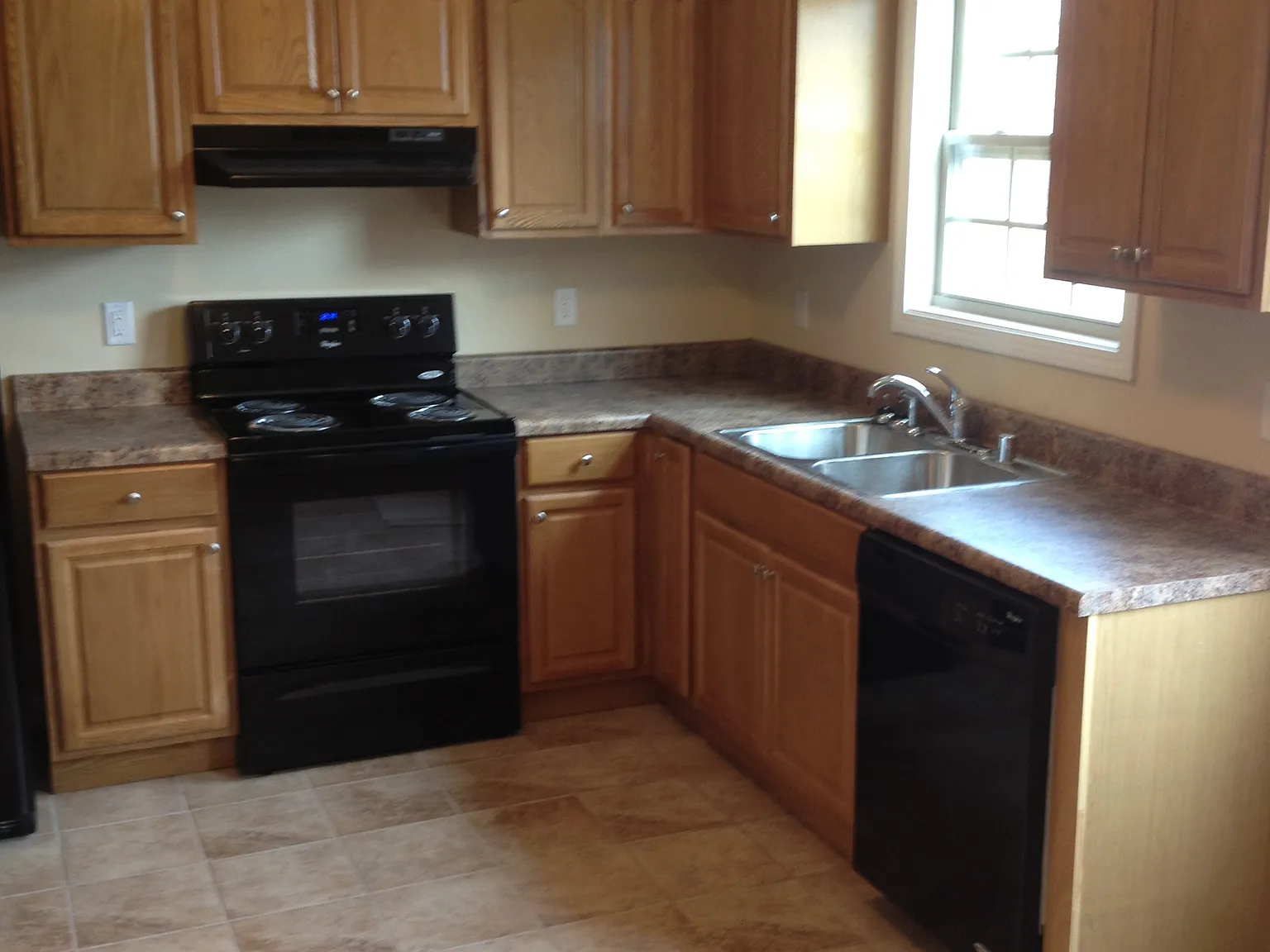 2 bed, 1.5 bath, 1250 sqft, $1,200 — Photo 4