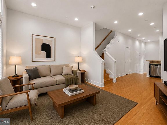 2nd image of 919 N 5th St Unit 7