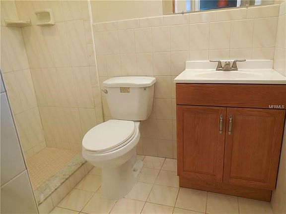 5th image of 7441 Antietam Ct E
