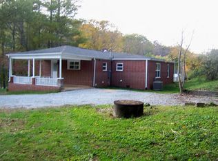 1136 Sugarfork Rd, Franklin, NC 28734