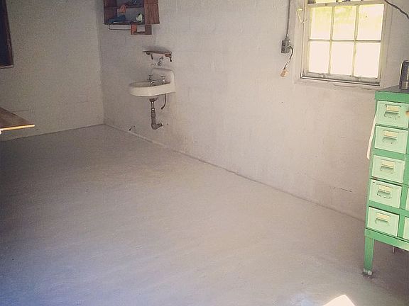 2nd image of 36 Smith Ave