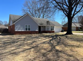 5190 Plum Tree Dr, Southaven, MS 38671
