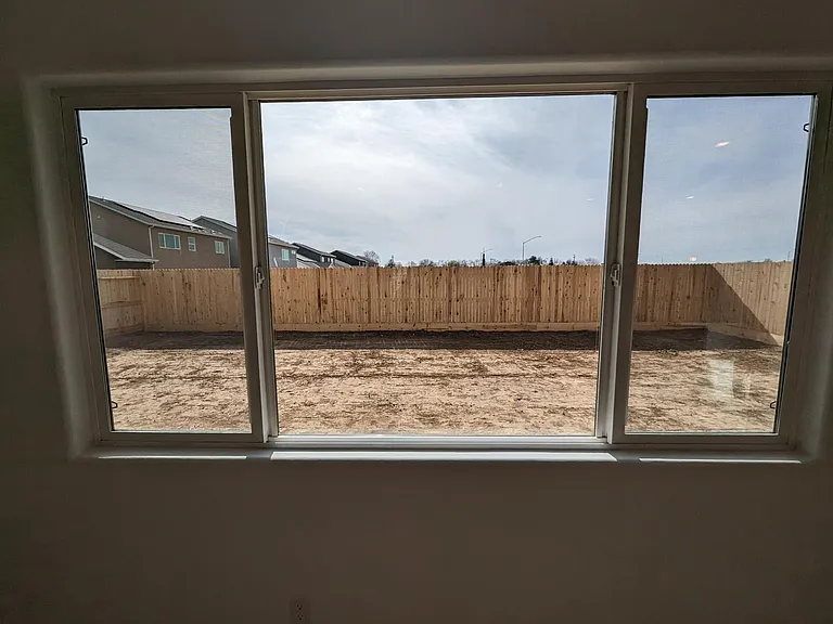 6683 E Liberty Ave — Photo 32
