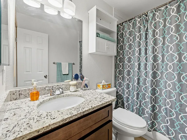 513 Texas Ave — Photo 21