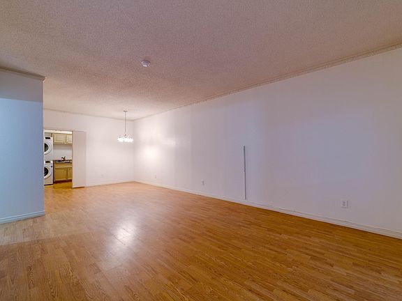 2nd image of 4426 Harlanwood Dr #218