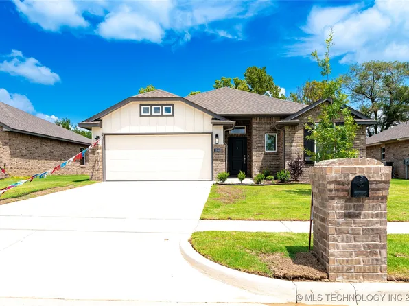 2516 W Main St, Collinsville, OK 74021