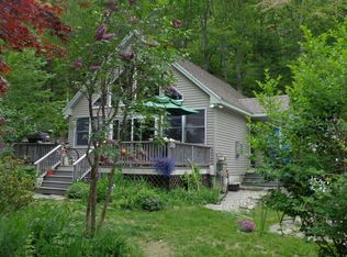 69 Mountain St, Camden, ME 04843