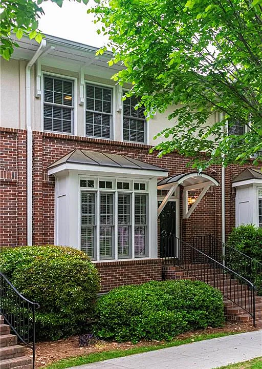 132 Church St