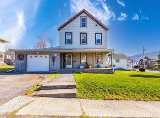 5 Lincoln Ave, Beacon, NY 12508