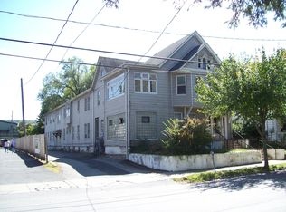 519 Sarah St APT 11, Stroudsburg, PA 18360