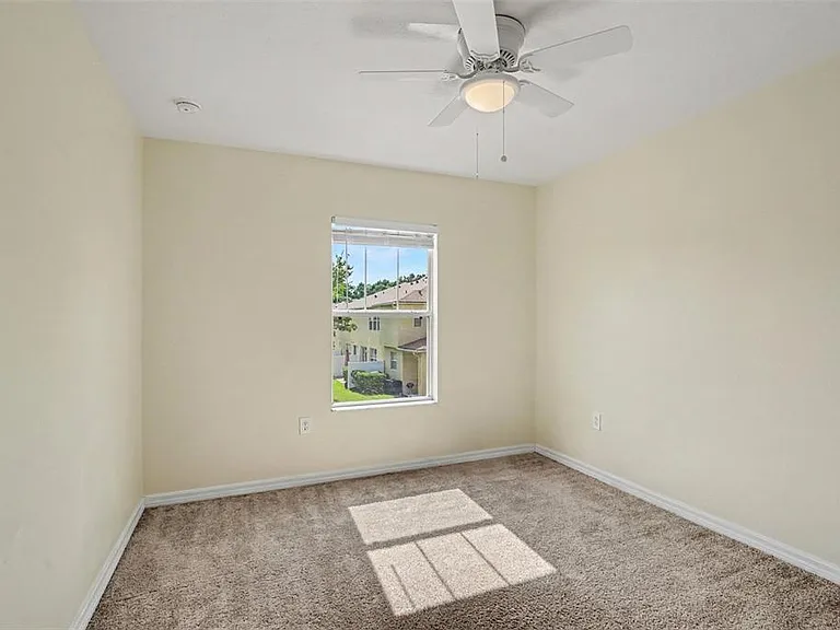 599 Lake Eagle Ln — Photo 16