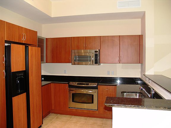 3rd image of 804 E Windward Way #Ph718