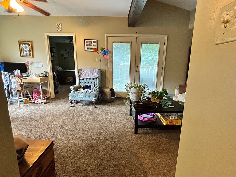 539 S Cox St #2 — Photo 9
