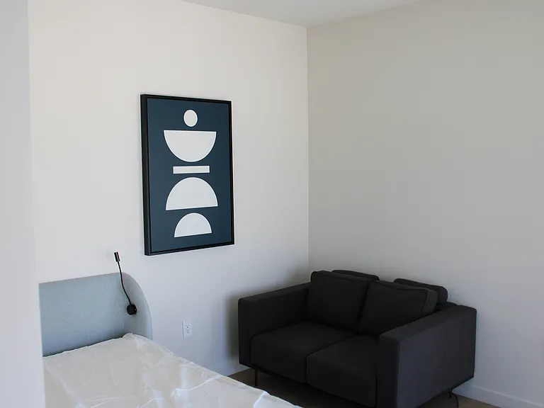 Beloit West Co-Living — Photo 11