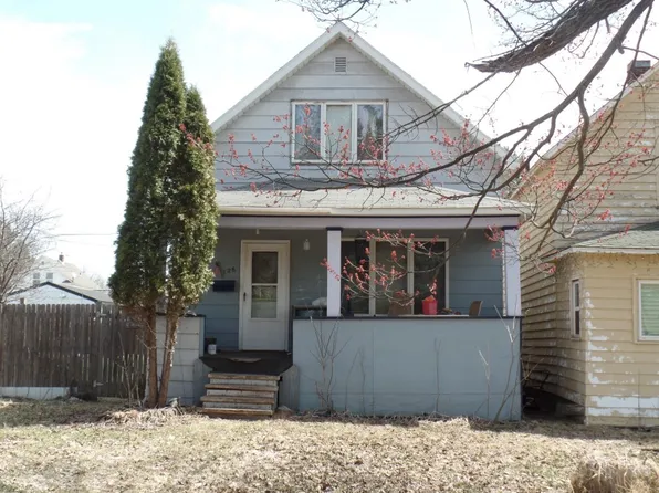 1126 12th Ave E, Hibbing, MN 55746