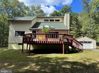 2174 Vista Cir, East Stroudsburg, PA 18302