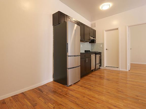 4th image of 400 E 53rd St APT 3C