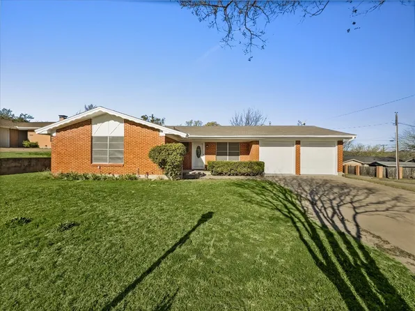 1302 Lynn St, Weatherford, TX 76086