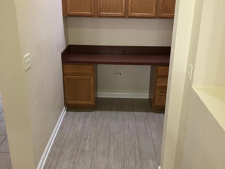 2936 Ashland Ln S — Photo 10