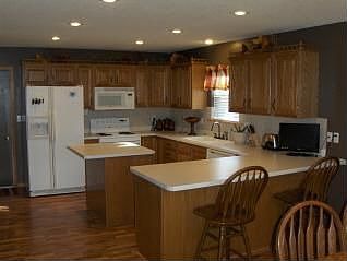 2nd image of 340 Hillcrest Dr