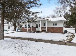 409 E Carroll St, Portage, WI 53901