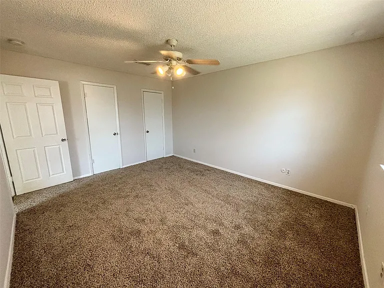 800 Irwin Dr #A — Photo 16