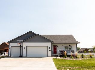 7938 N Leopard Ave, Billings, MT 59106