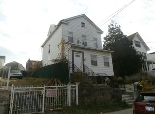 4628 Carpenter Ave, Bronx, NY 10470