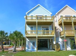 204-204A Mandalay Ct, Surf City, NC 28445