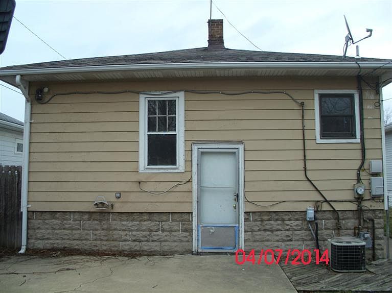 2nd image of 6938 Van Buren Ave