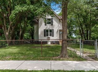 407 N Avon St, Rockford, IL 61101