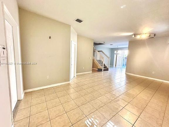 5th image of 12465 Sw 125th Ct #12465