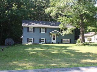 4 Hemlock Dr, Greenfield Center, NY 12833