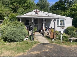 1975 Summit Ave, Oakford, PA 19053