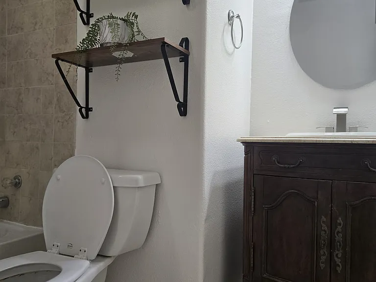 348 Plum St — Photo 10